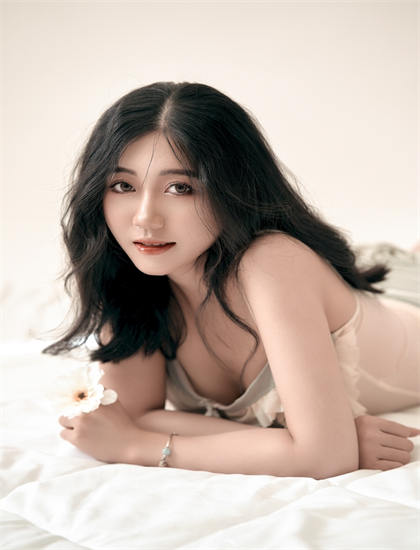 《东小口》剪辑手法历史分析：节奏把控与转场技巧探讨